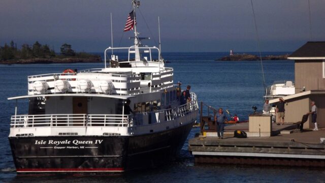 Isle Royale Ferry Service