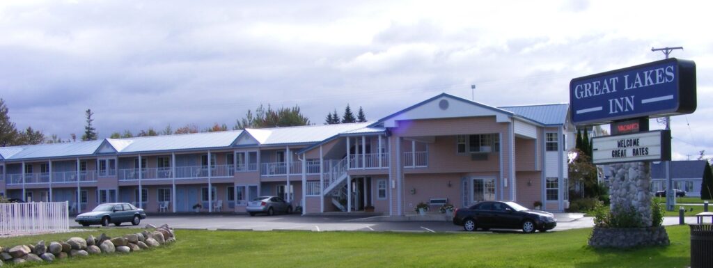 Great-Lakes-Inn-scaled-1.jpg