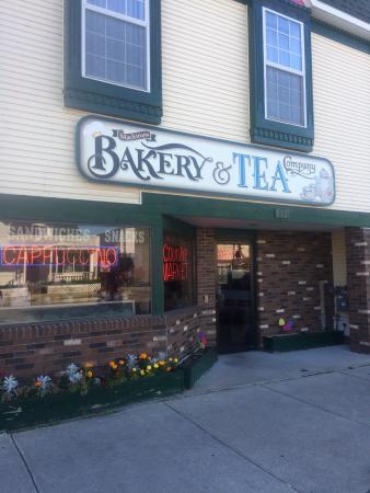 Mackinaw-Bakery.jpg