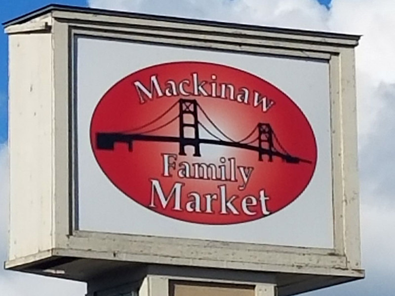 Mackinaw-family-market.jpg